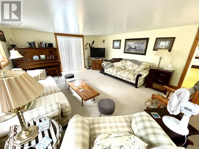 6481 Route 14, Cape Wolfe, photo 5