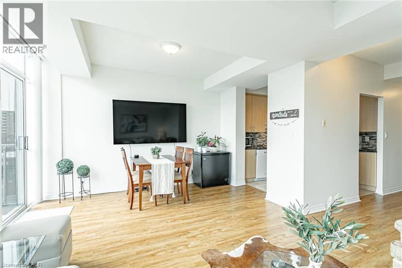 80 PORT Street E Unit# 515 — photo 12 of 37