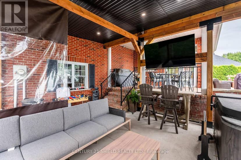 6274 Karen Drive — photo 13 of 40