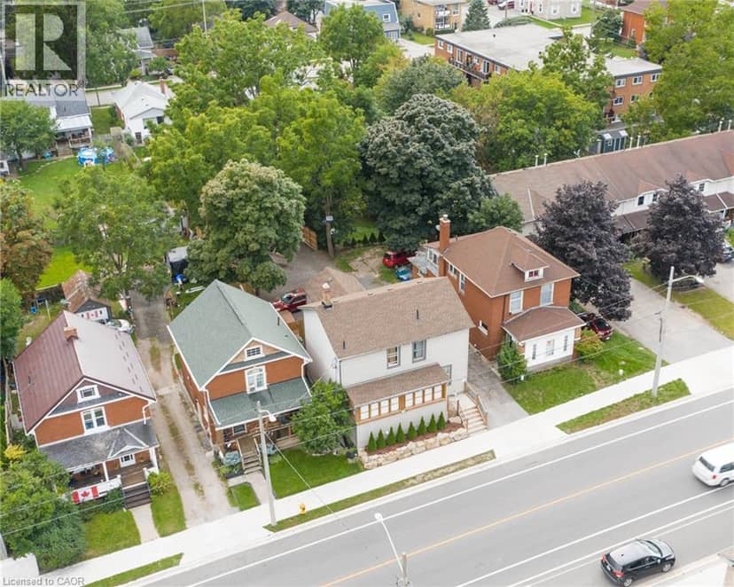 1346 KING Street E — photo 4 of 40
