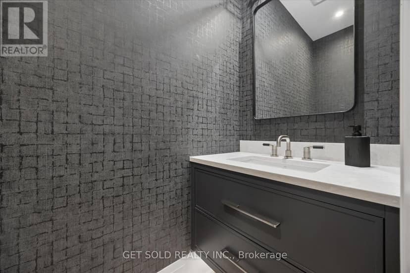 64 Spence Drive — photo 17 of 40