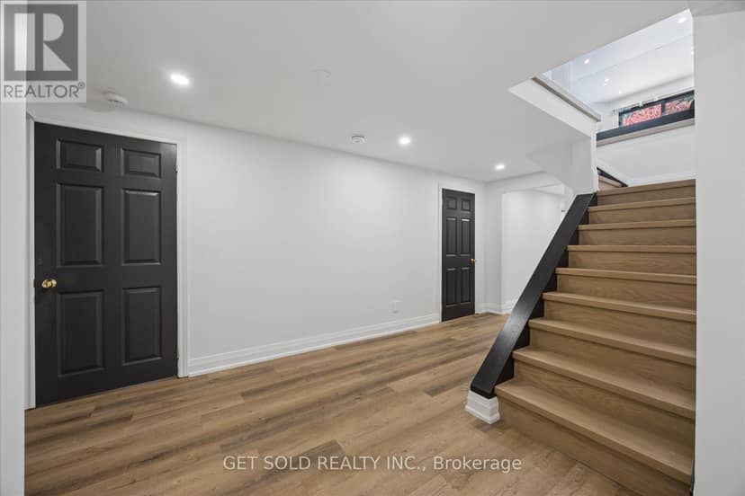 64 Spence Drive — photo 33 of 40