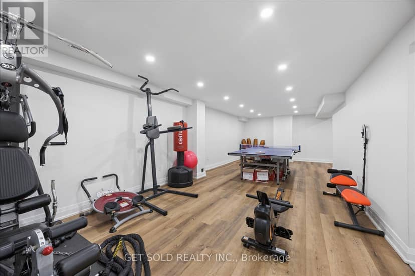64 Spence Drive — photo 36 of 40