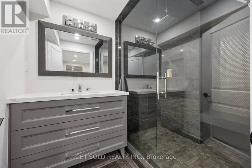 64 Spence Drive — photo 38 of 40