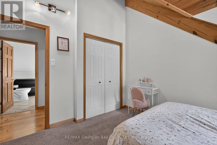 19 Kingfisher Crescent — photo 26 of 40