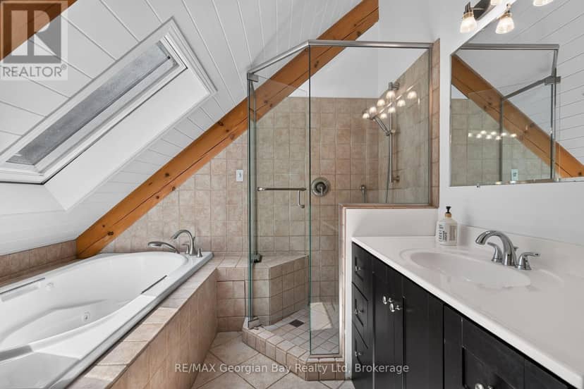 19 Kingfisher Crescent — photo 31 of 40