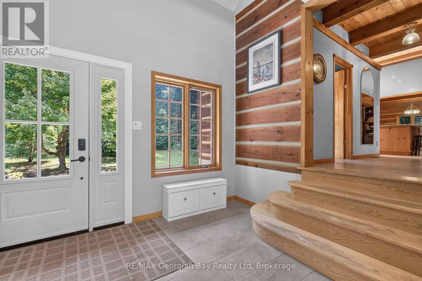19 Kingfisher Crescent — photo 4 of 40
