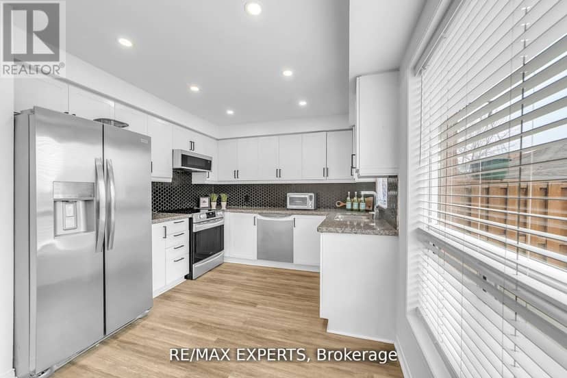 87 - 35 Malta Avenue — photo 19 of 40