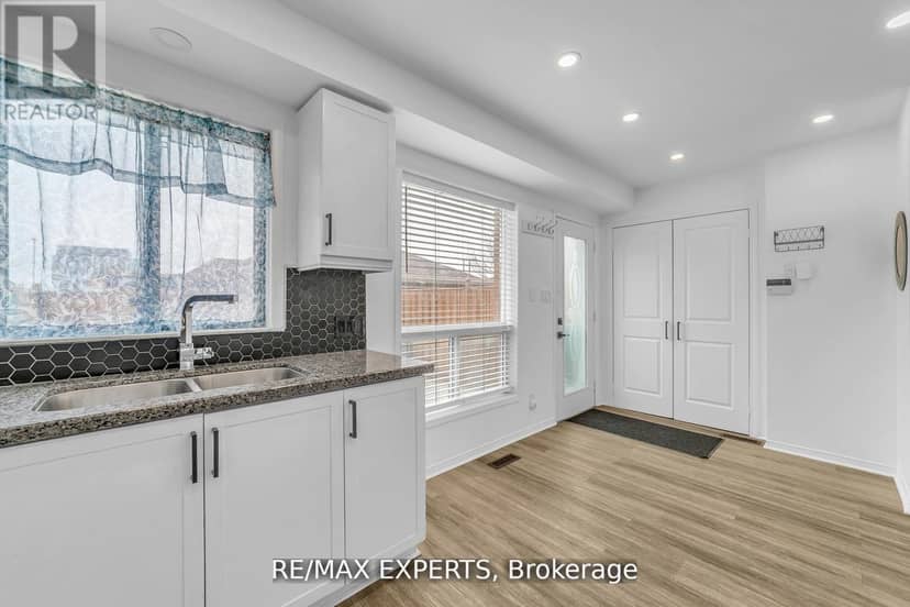 87 - 35 Malta Avenue — photo 22 of 40
