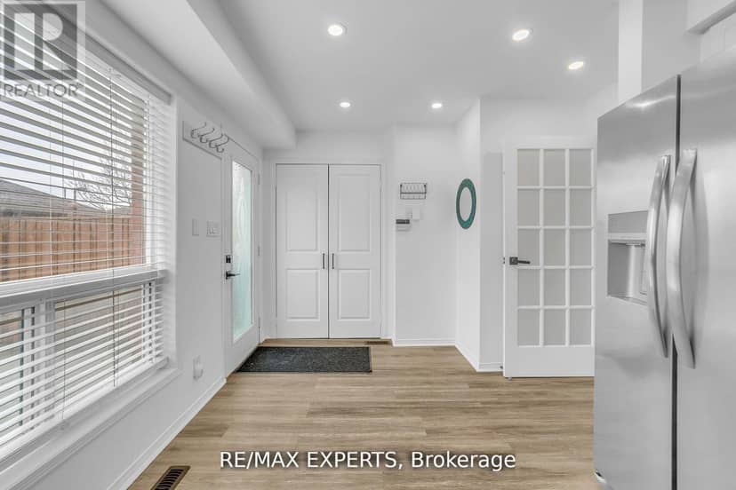 87 - 35 Malta Avenue — photo 24 of 40