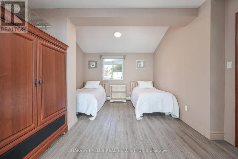 431 Victoria Beach Road — photo 21 of 40