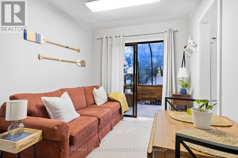 64 Linwood Street — photo 15 of 31