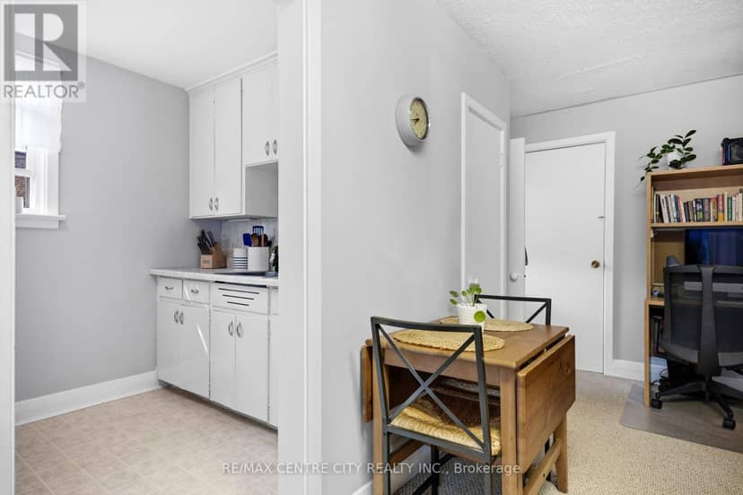 64 Linwood Street — photo 19 of 31
