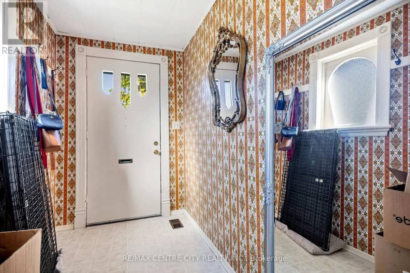 64 Linwood Street — photo 5 of 31