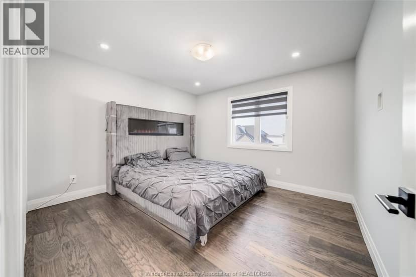 4433 Belmont — photo 36 of 40