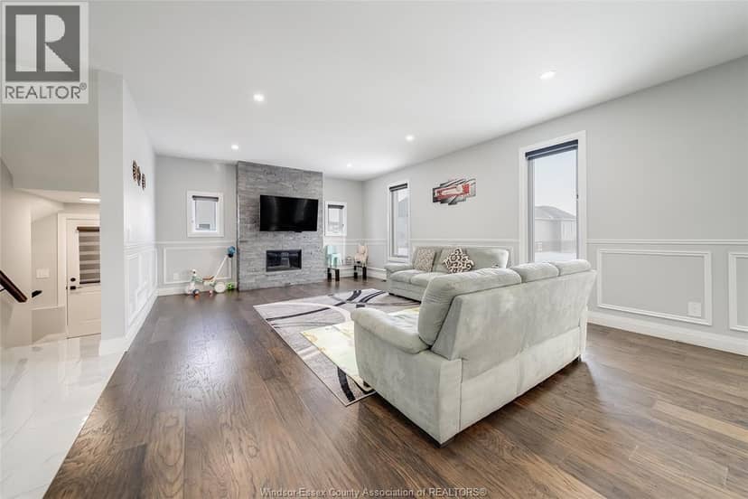 4433 Belmont, Comber, photo 6