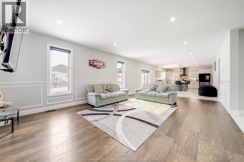 4433 Belmont, Comber, photo 8