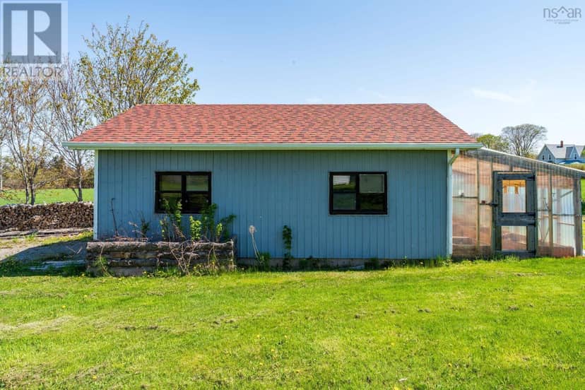 8882 Highway 1 — photo 10 of 40