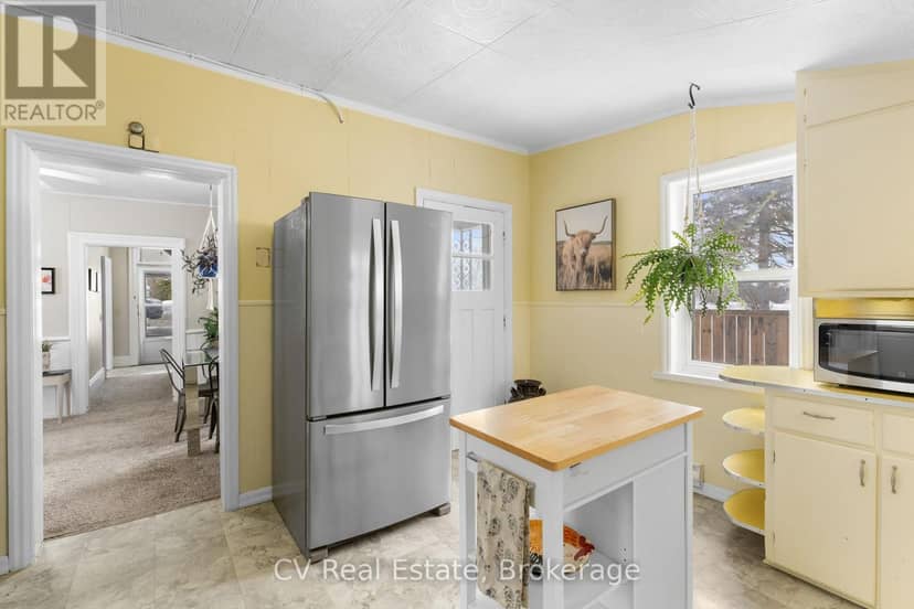 33 John Street — photo 12 of 26