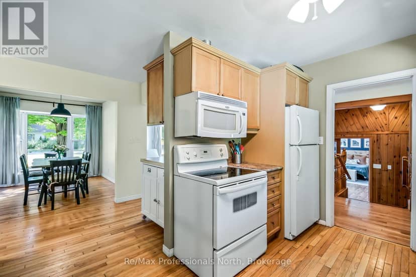 775 Muskoka Beach Road — photo 13 of 40