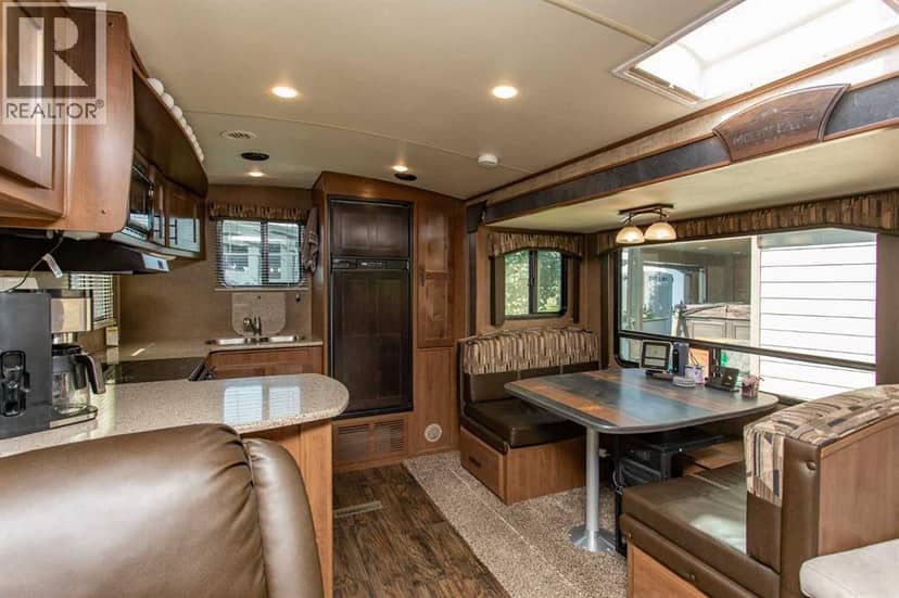 4034, 25054 South Pine Lake Road, Rural Red Deer County, photo 6
