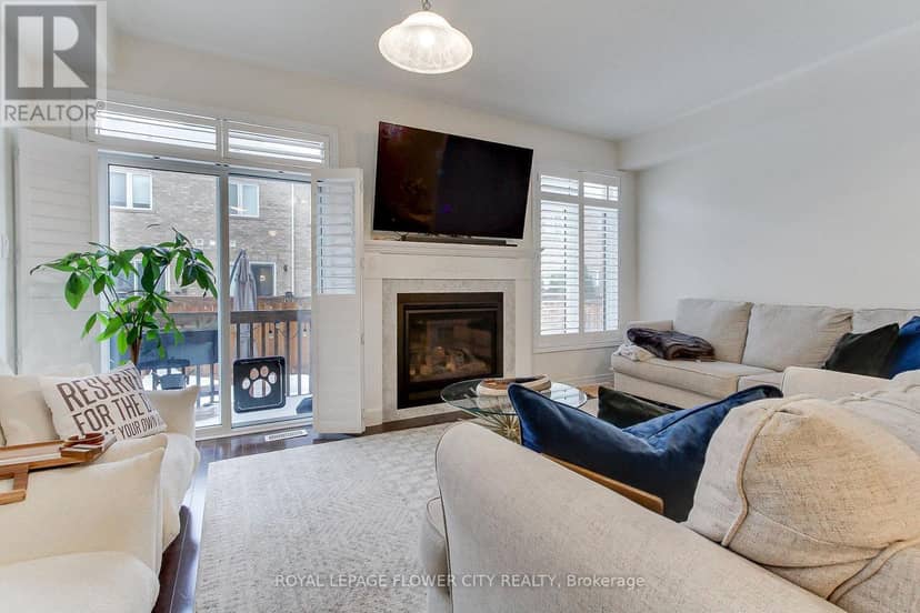 101 Huguenot Road — photo 12 of 31