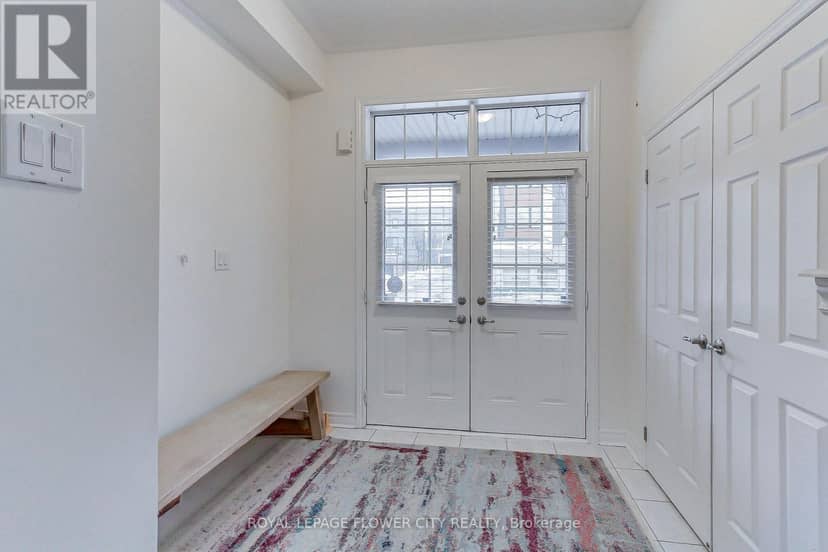 101 Huguenot Road — photo 2 of 31