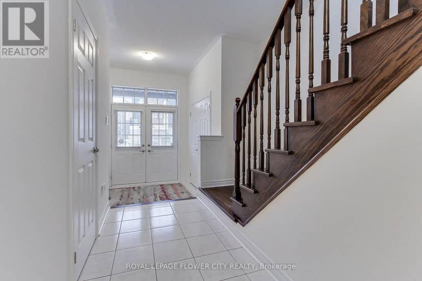 101 Huguenot Road — photo 3 of 31