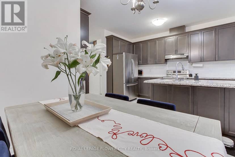 101 Huguenot Road — photo 7 of 31