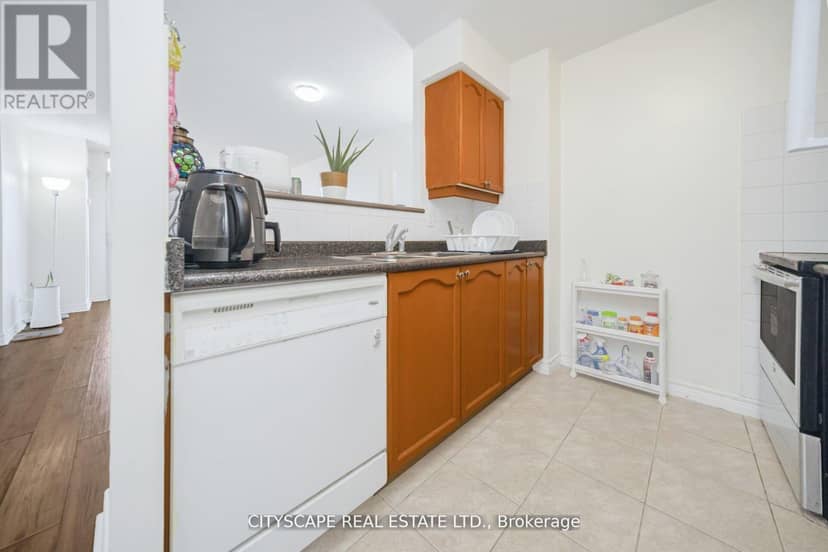 1002 - 710 Humberwood Blvd Boulevard — photo 12 of 40