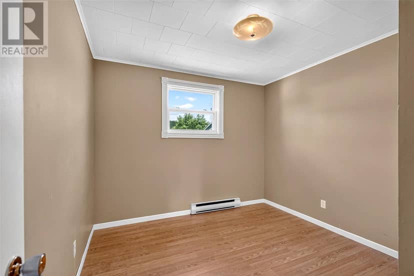32-34 Glam Road — photo 13 of 32