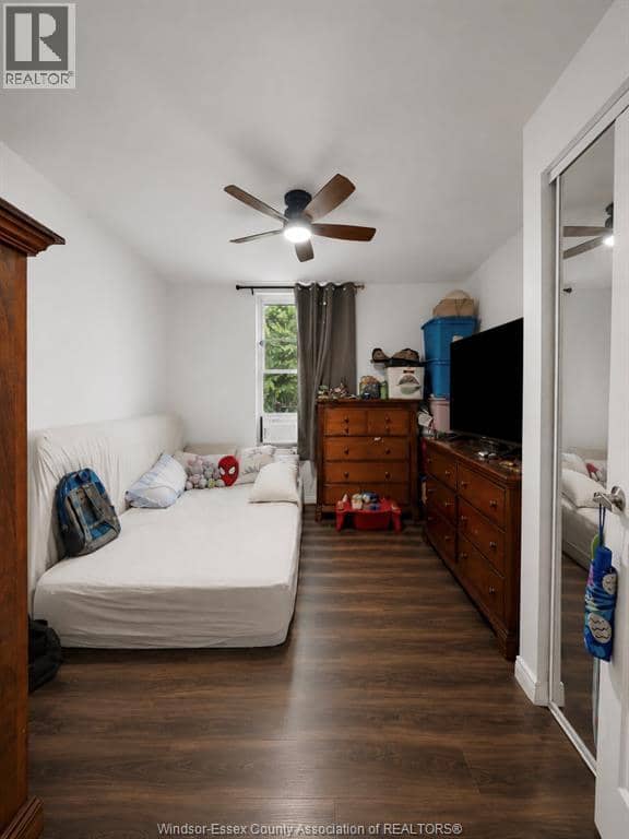 253 Curry Avenue — photo 11 of 20