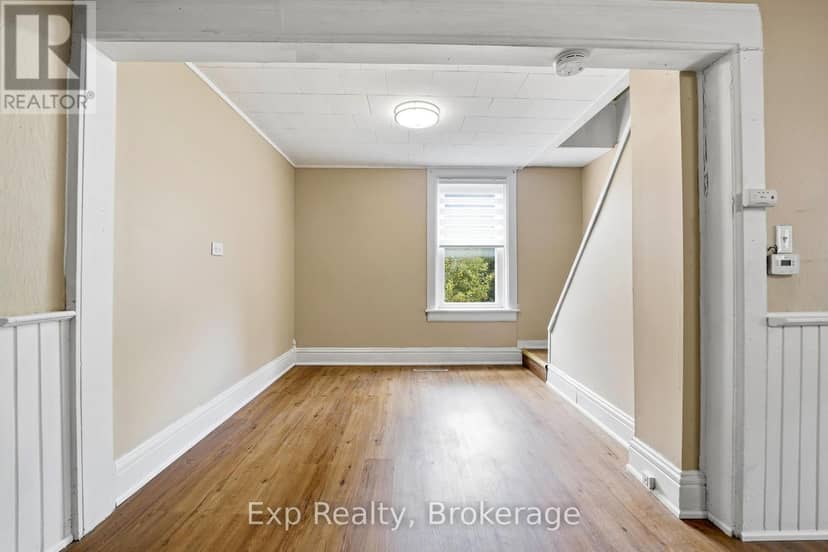 82 - 84 Bursthall Street — photo 14 of 39