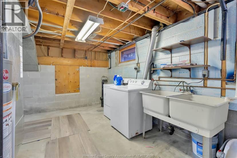 655 ROSELAND DRIVE South — photo 28 of 32