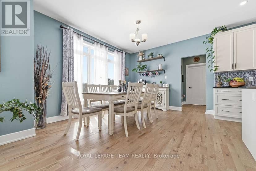 80 Raymond Luhta Crescent — photo 18 of 40