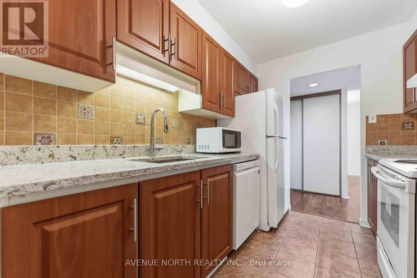 1409 - 199 Kent Street — photo 14 of 30
