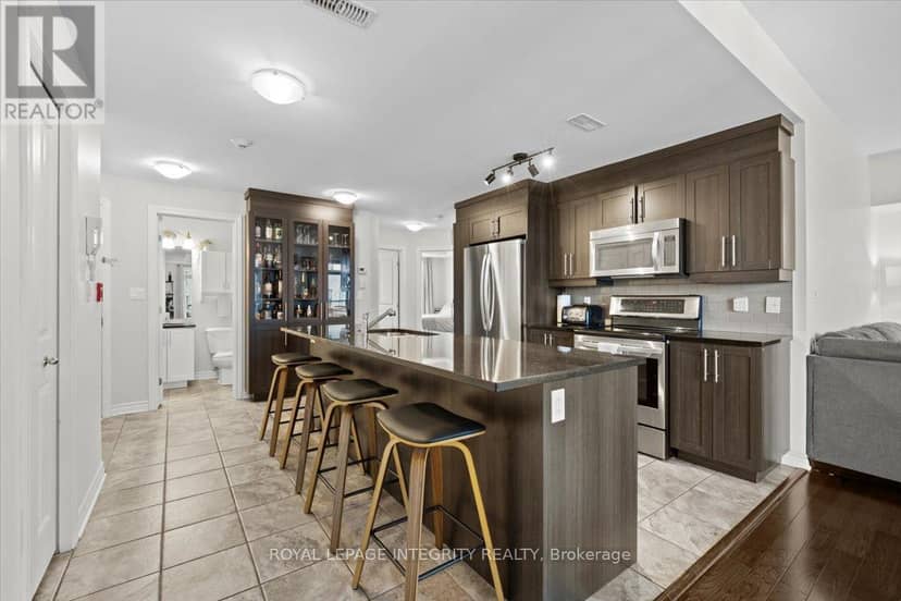 5 - 100 Prestige Circle — photo 10 of 40