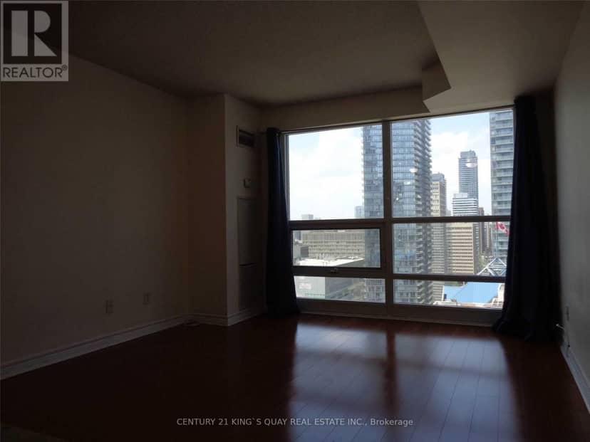 2714 - 763 Bay Street — photo 20 of 31