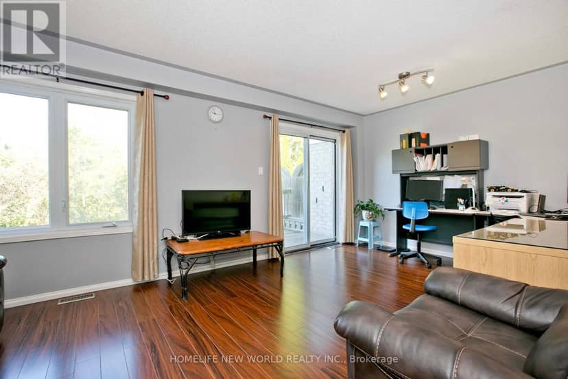 1814 Woodgate Court, Oshawa, photo 5