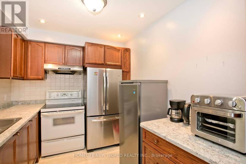 1814 Woodgate Court, Oshawa, photo 7