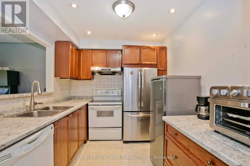 1814 Woodgate Court, Oshawa, photo 8