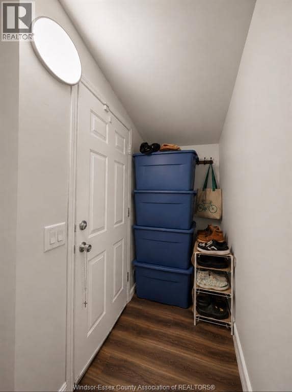 253 Curry Avenue — photo 17 of 20