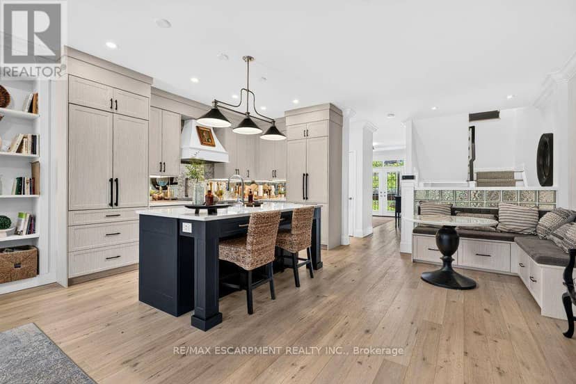 12 - 1335 Ontario Street — photo 10 of 40