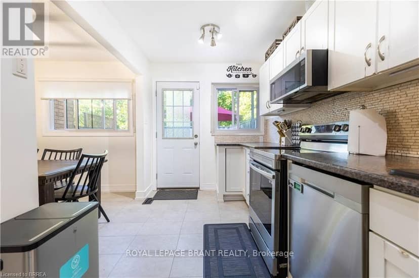 E5 - 500 Stone Church Road W, Hamilton, photo 6