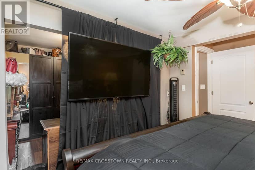24 - 360 Blake Street NW — photo 18 of 34