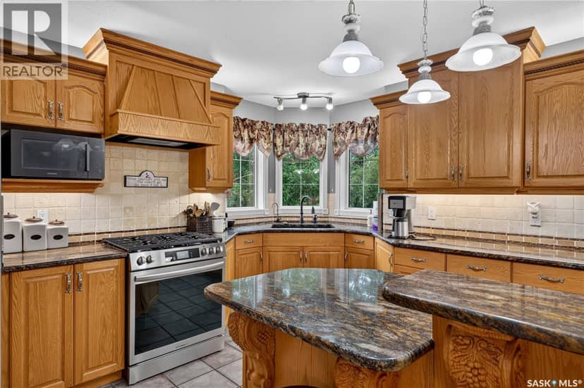 Schapansky Acreage — photo 11 of 40