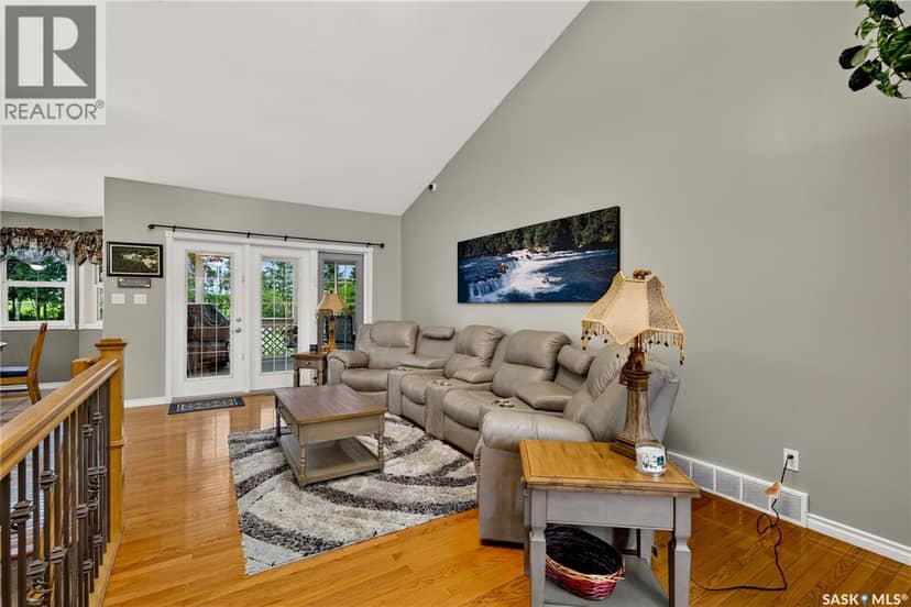 Schapansky Acreage — photo 16 of 40