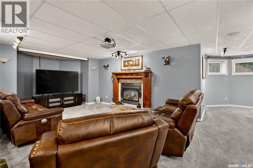 Schapansky Acreage — photo 34 of 40