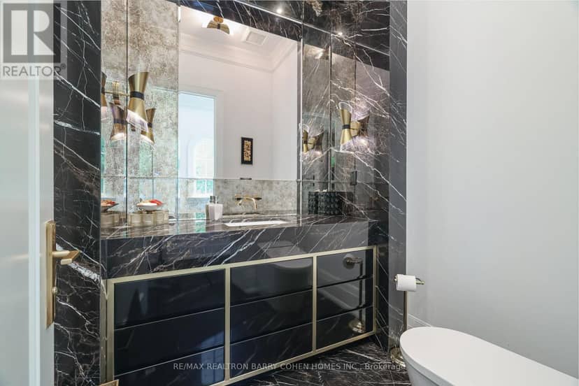 33 Stratheden Road — photo 9 of 40
