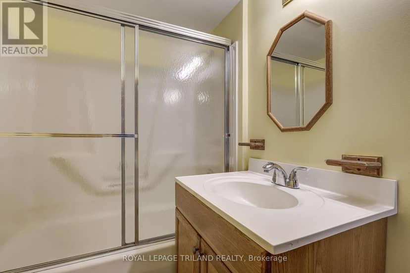 178 Balaclava Street — photo 37 of 40